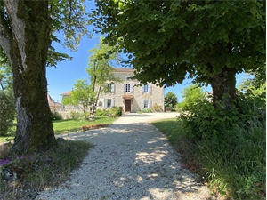 maison situee en campagne à la vente -   16390  SAINT SEVERIN, surface 276 m2 vente maison situee en campagne - UBI427532195